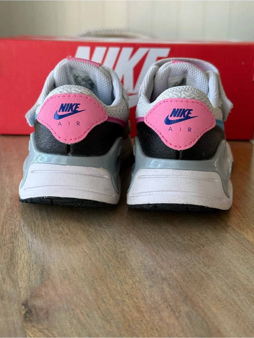 Nike lightweight kids
